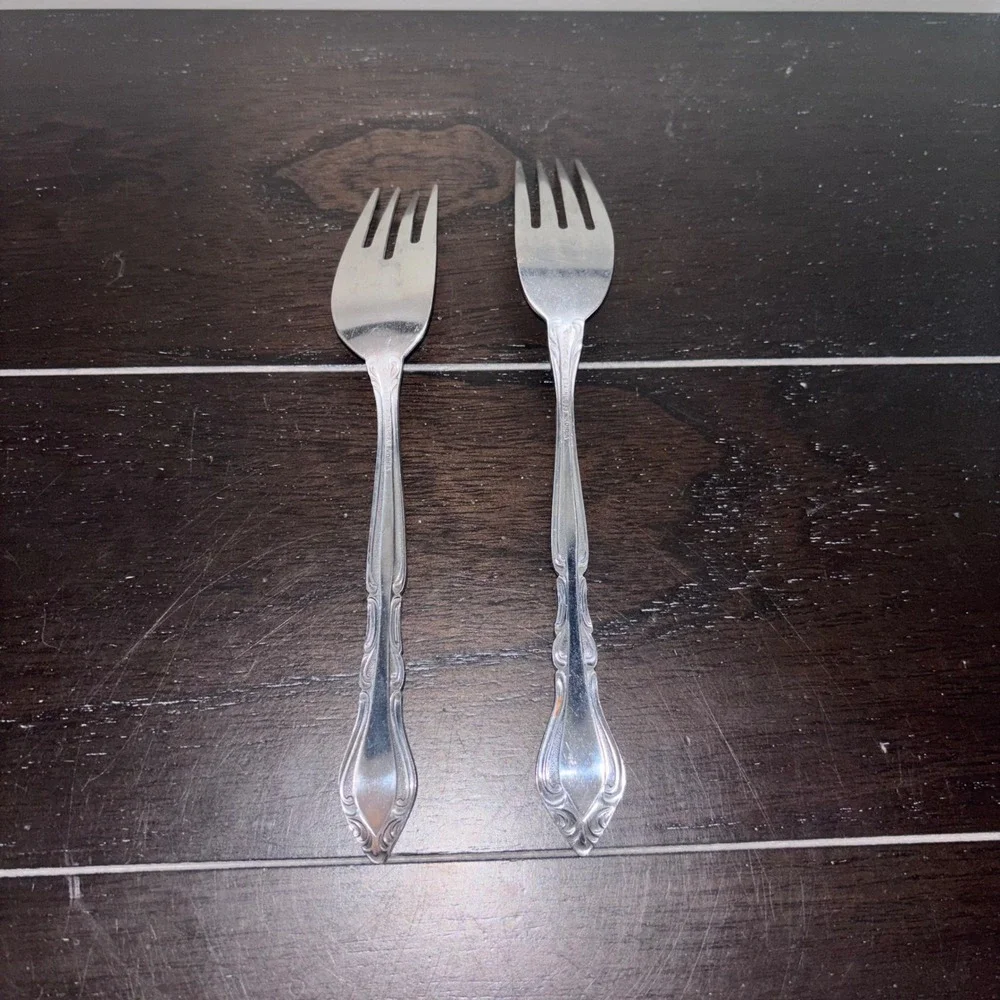 Rogers Stainless Korea Silverware Salad Fork, Dinner Fork, Set of 2 | Flatware‎